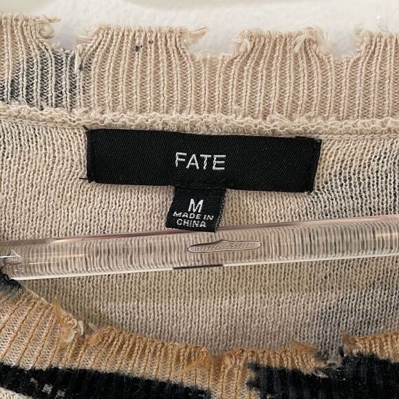 FATE Distressed animal print 100% cotton sweater top like new M - Picture 8 of 11